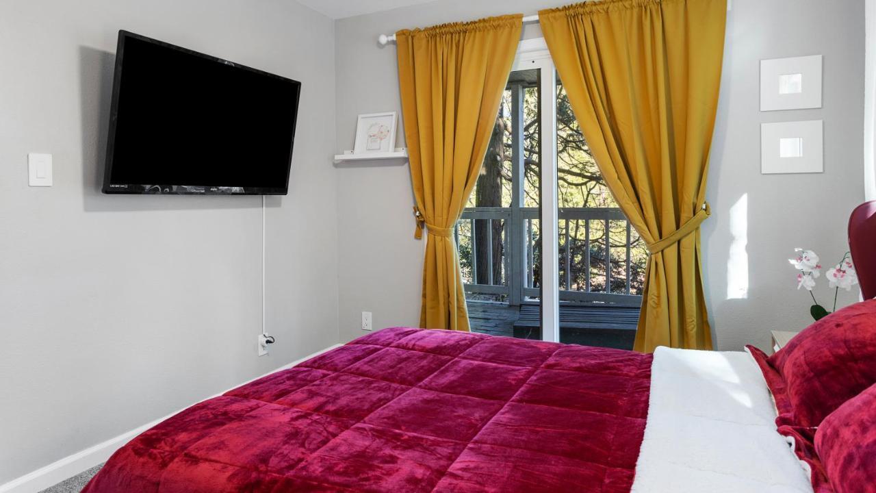 Mountain Getaway By Lake Crestline Εξωτερικό φωτογραφία